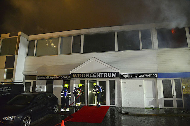 2018/47/20180218-03u11 GB 044 Zeer grote brand Jan van Gentstraat.jpg